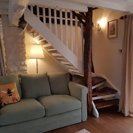 Cruck Holiday home